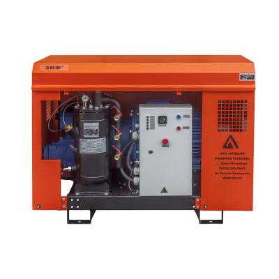 Винтовой компрессор ЗИФ СВЭ-5,2/0,7 в кожухе с пакетом "Север"